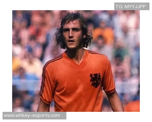 荷兰足球中场球星的辉煌历程与绿茵场上传奇瞬间